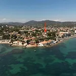 De Villa, Vue Sur A * サント・マキシム