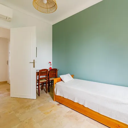 Apartment De Villa, Vue Sur A *
